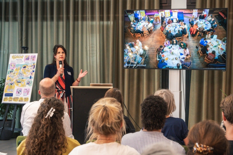 Directeur Eefje Cuppen spreekt slotwoord