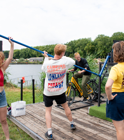 Festivalgangers ondekken hoe waterkwaliteit van Lake Lowlands van inleod is op de biodiversiteit
