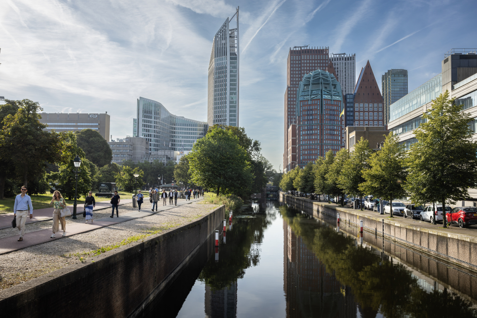 Skyline van Den Haag met verschillende ministeries