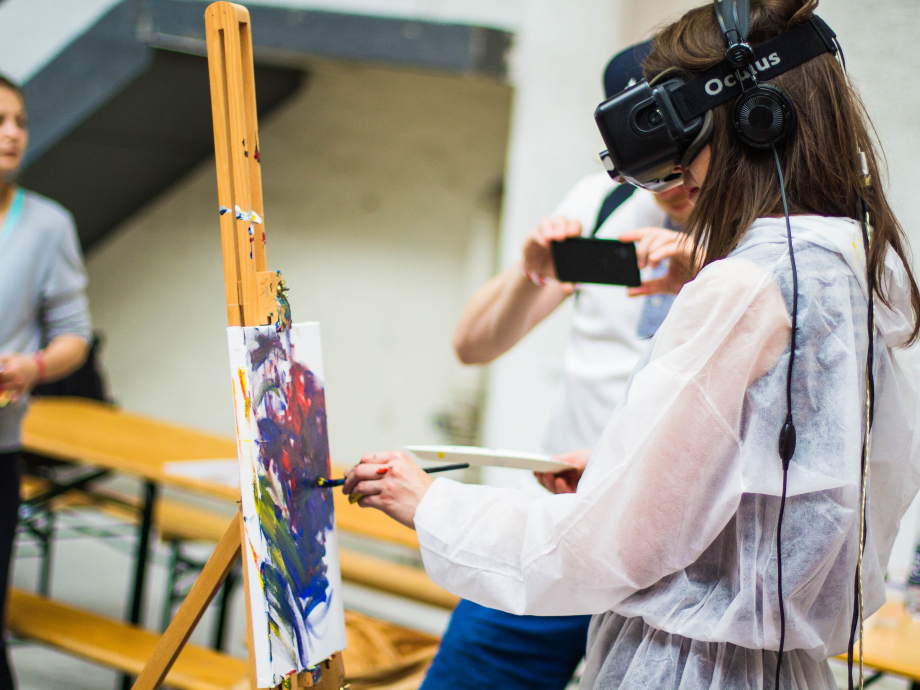 Schilderen met een VR bril op