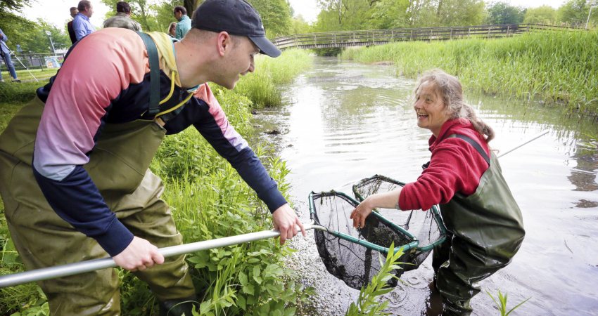 Open Science op de oever - Publieke betrokkenheid bij onderzoek naar waterkwaliteit