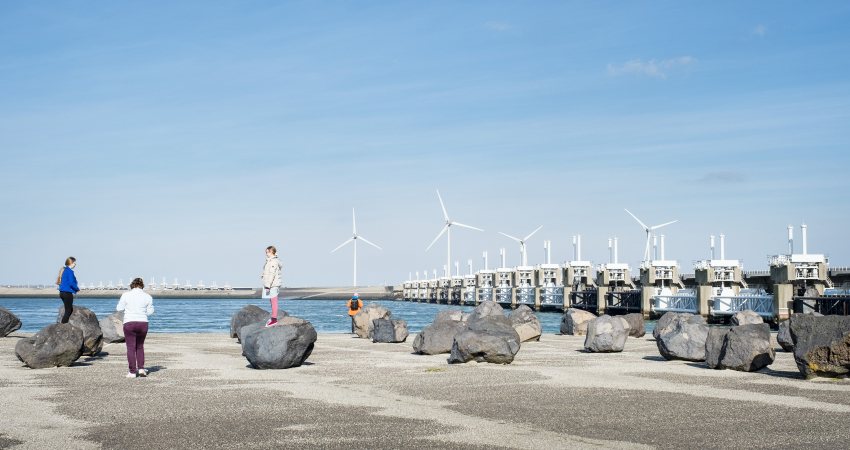 De Oosterscheldekering