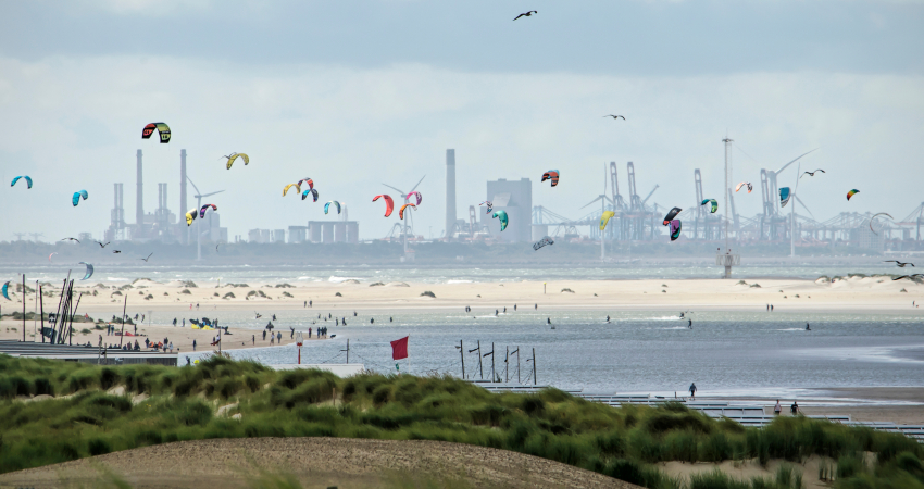 Maasvlakte gezien vanuit Den Haag