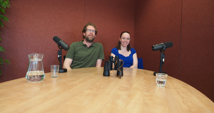 Neurowetenschapper Maarten Boksem en host Simone Harmsen