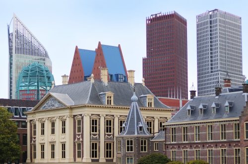 Ministeries en Binnenhof vanaf Lange Vijverberg