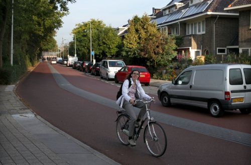 Jaarverslag 2019 - fietser met drone