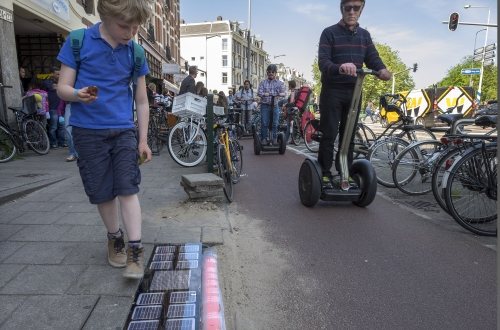 Slimme technologie in de stad - voeten in de aarde - Rathenau Instituut