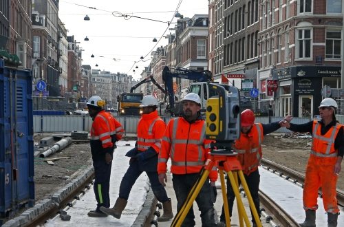 Stratenmakers aan het werk - Fons Heijnsbroek via Unsplash