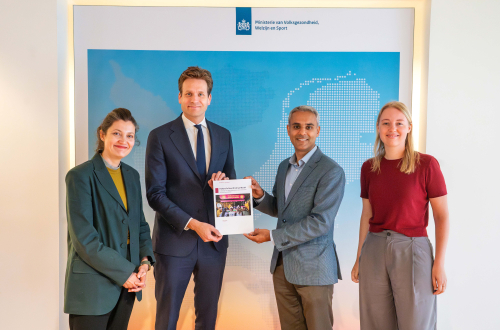 Staatssecretaris Karremans krijgt rapport Holland's Next Embryo Model 