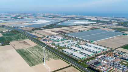 datacentra in aanbouw in Middenmeer, Nederland.