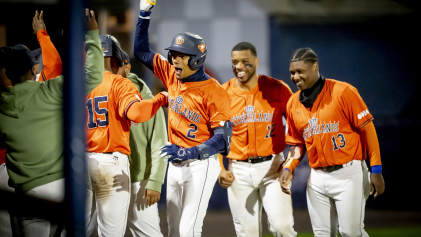 Honkballer komt terug na homerun