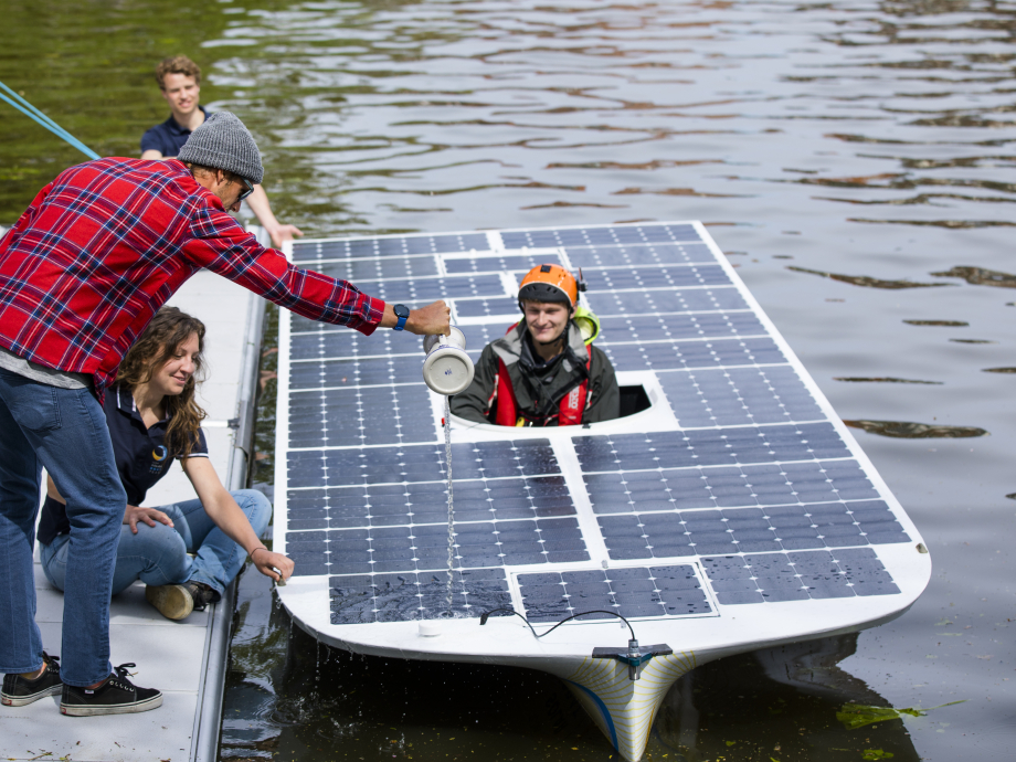 Doop van de TU Delft Solar Boat 2018