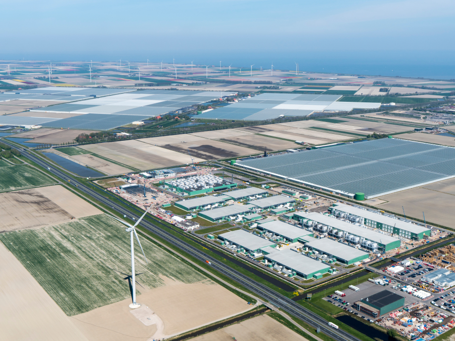 datacentra in aanbouw in Middenmeer, Nederland.