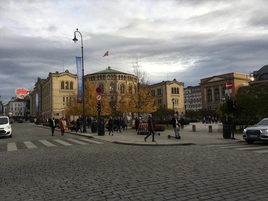 Het Noorse parlementsgebouw in Oslo