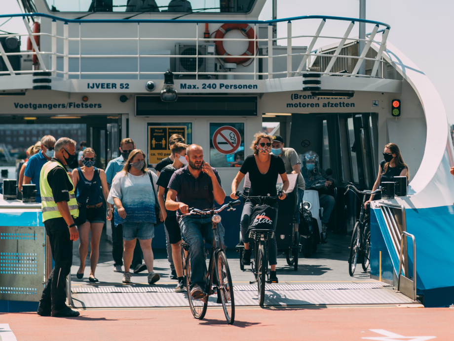 De  IJveer in Amsterdam stroomt leeg 