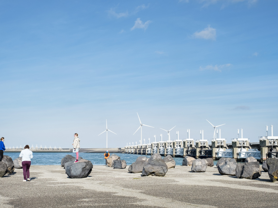 De Oosterscheldekering