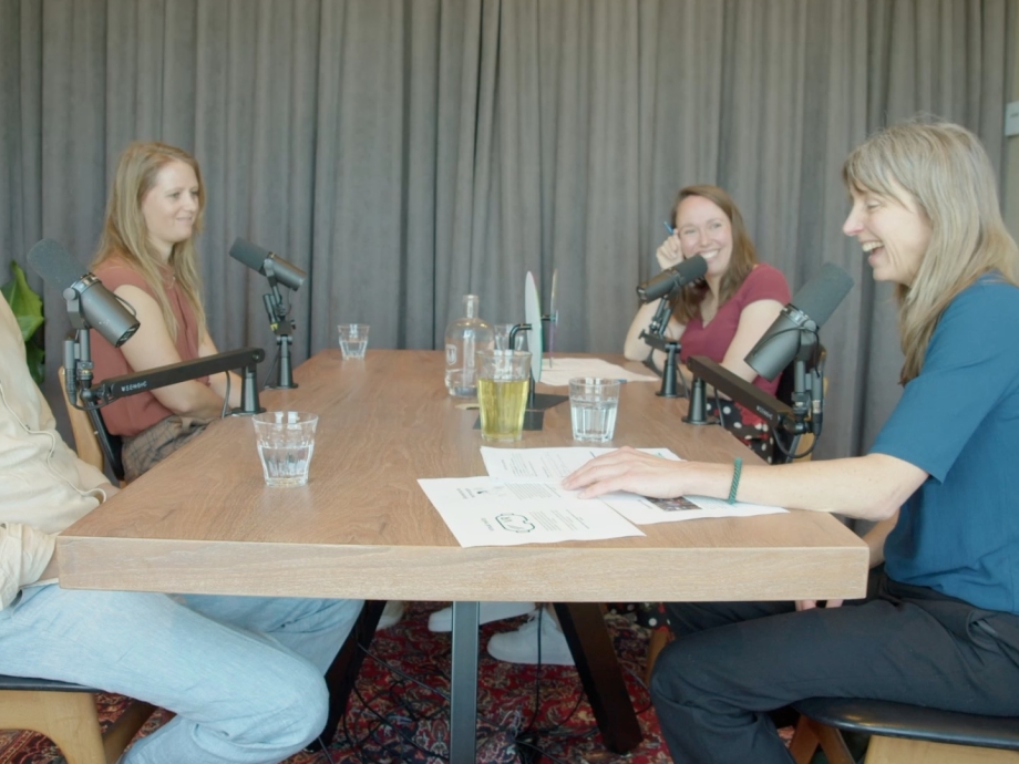 Beeld van de opname van de podcast Verrekijkers