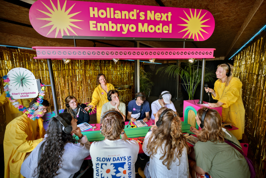Holland's Next Embryo Model in actie op Lowlands