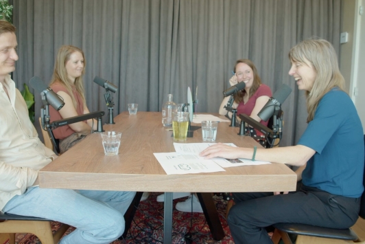 Beeld van de opname van de podcast Verrekijkers